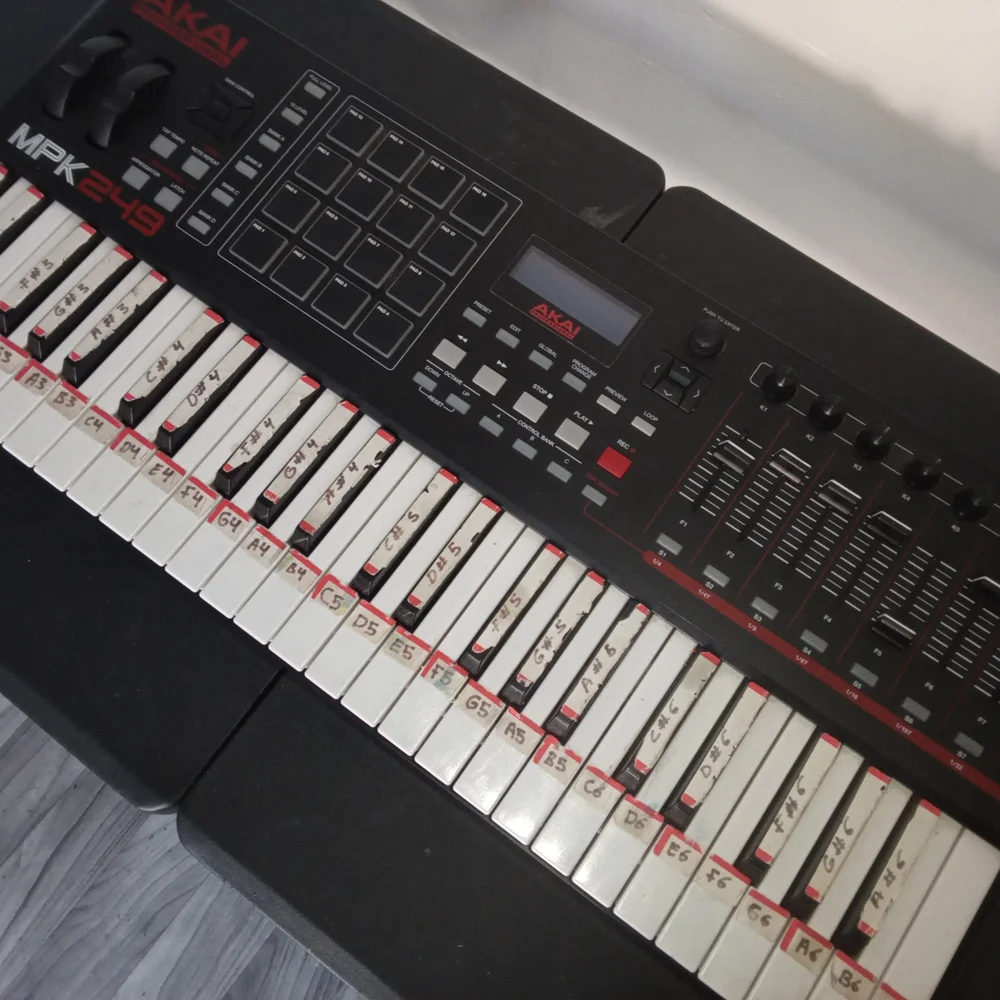 MPK249 MIDI Keyboard Controller - Black and White